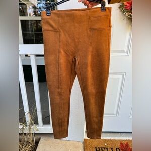 SOLD ‼️ - NWOT SPANX PETITE M Camel Suede Leggings